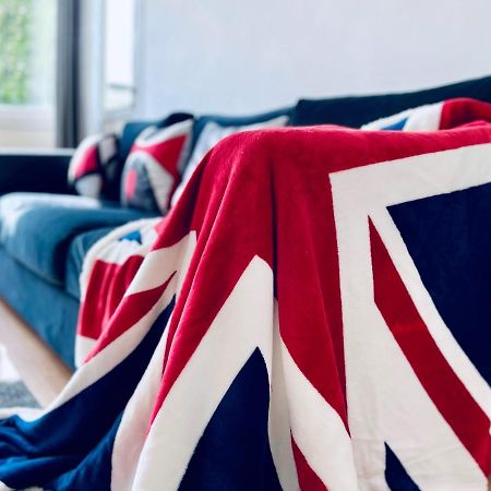 Noah'S Place In Mile End Londres Extérieur photo