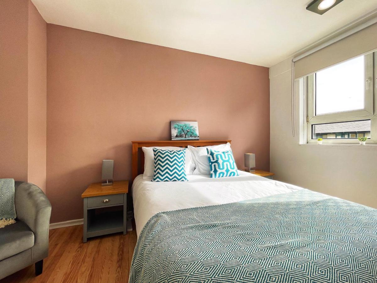 Noah'S Place In Mile End Londres Extérieur photo