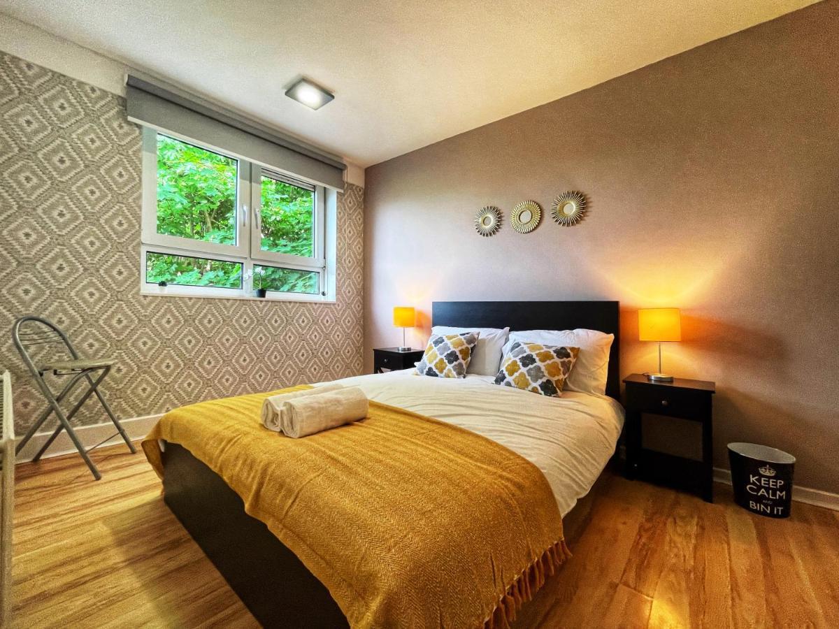Noah'S Place In Mile End Londres Extérieur photo
